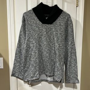 2/Men Men’s 2 tone sweater Large